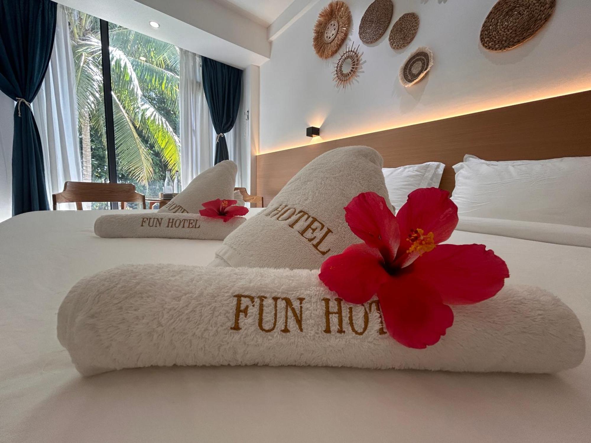 Fun Hotel Панглао Екстериор снимка